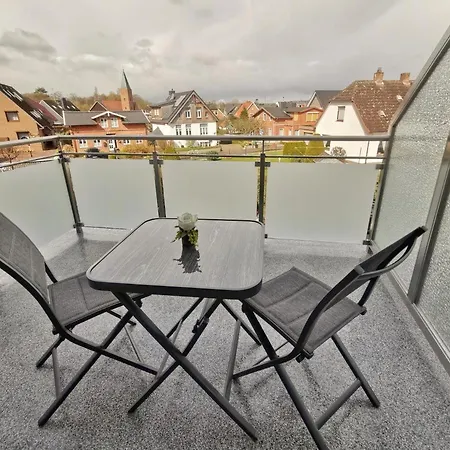 Obj. 45* Kleine, Moderne 2 Pers. - Nur 300 M Zum Strand, W-lan, Balkon